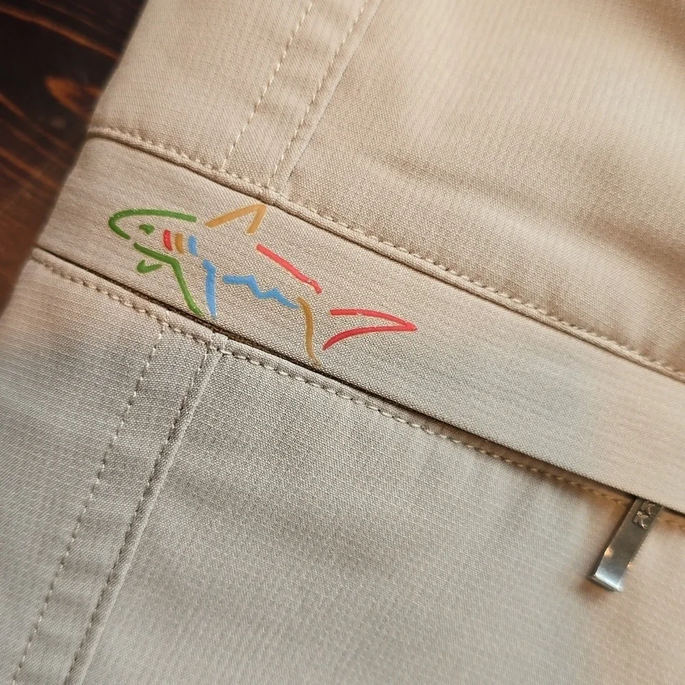 Greg Norman Collection Beige Golf Shorts